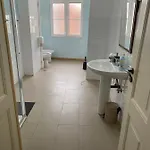게스트하우스 Classic Chiado 1 - With Shared Bathroom 리스본